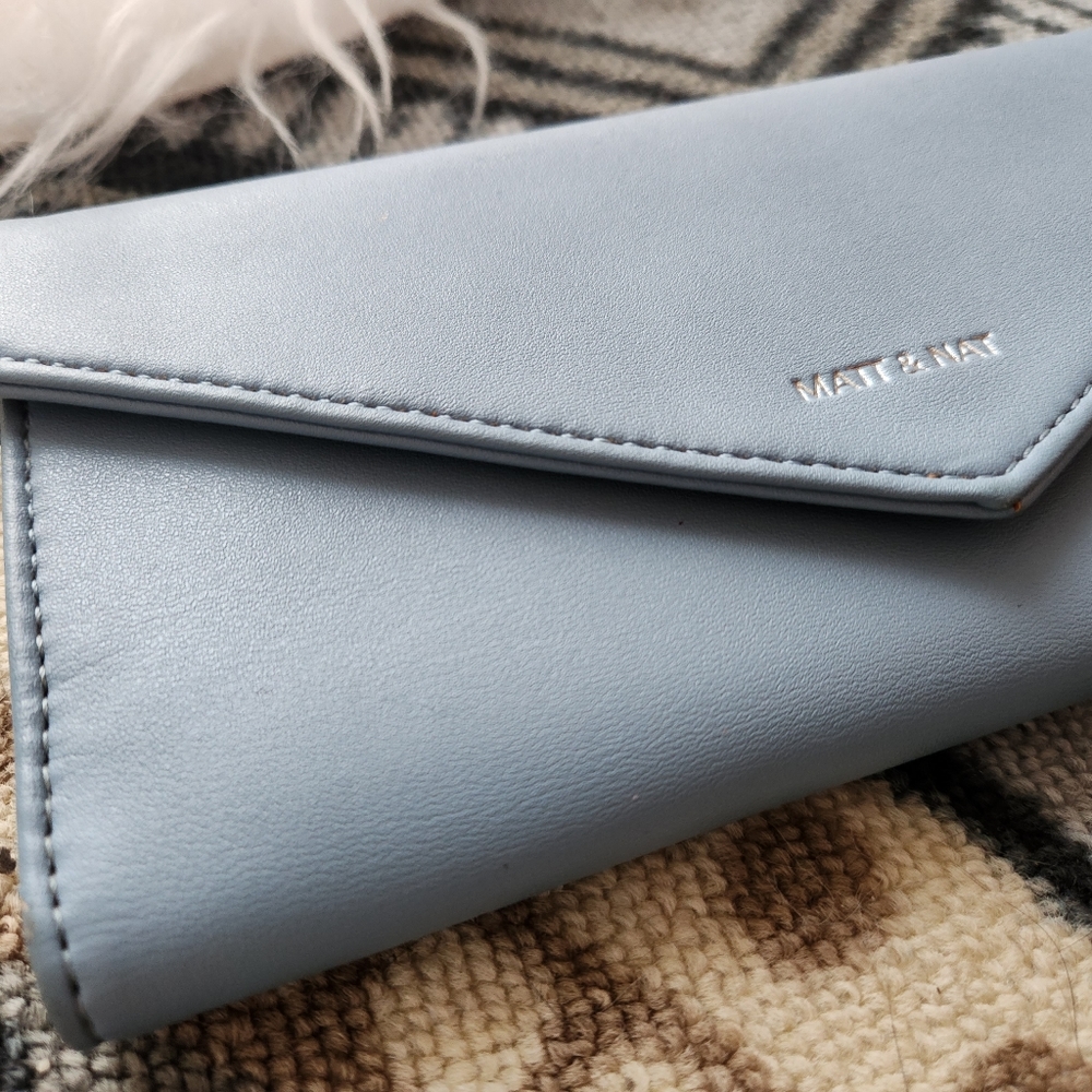 Matt & Nat Envelope Wallet - Picture 4 of 8